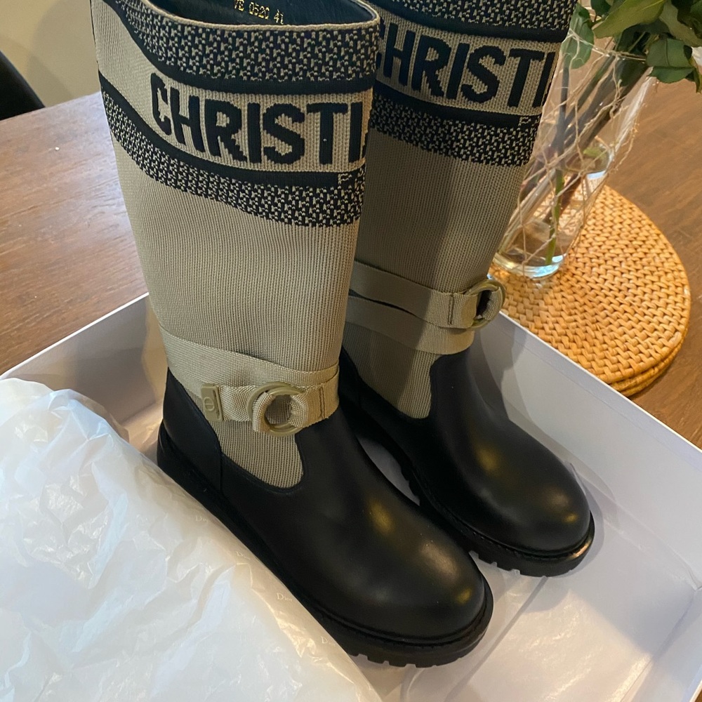 COPY - Christian Dior Boots - Picture 2 of 6
